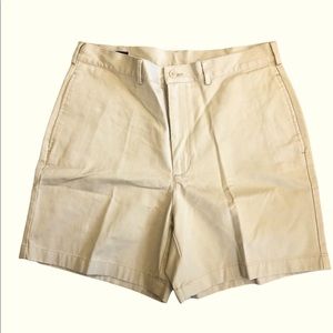 Lands End Khaki Flat Front 6” shorts size 34